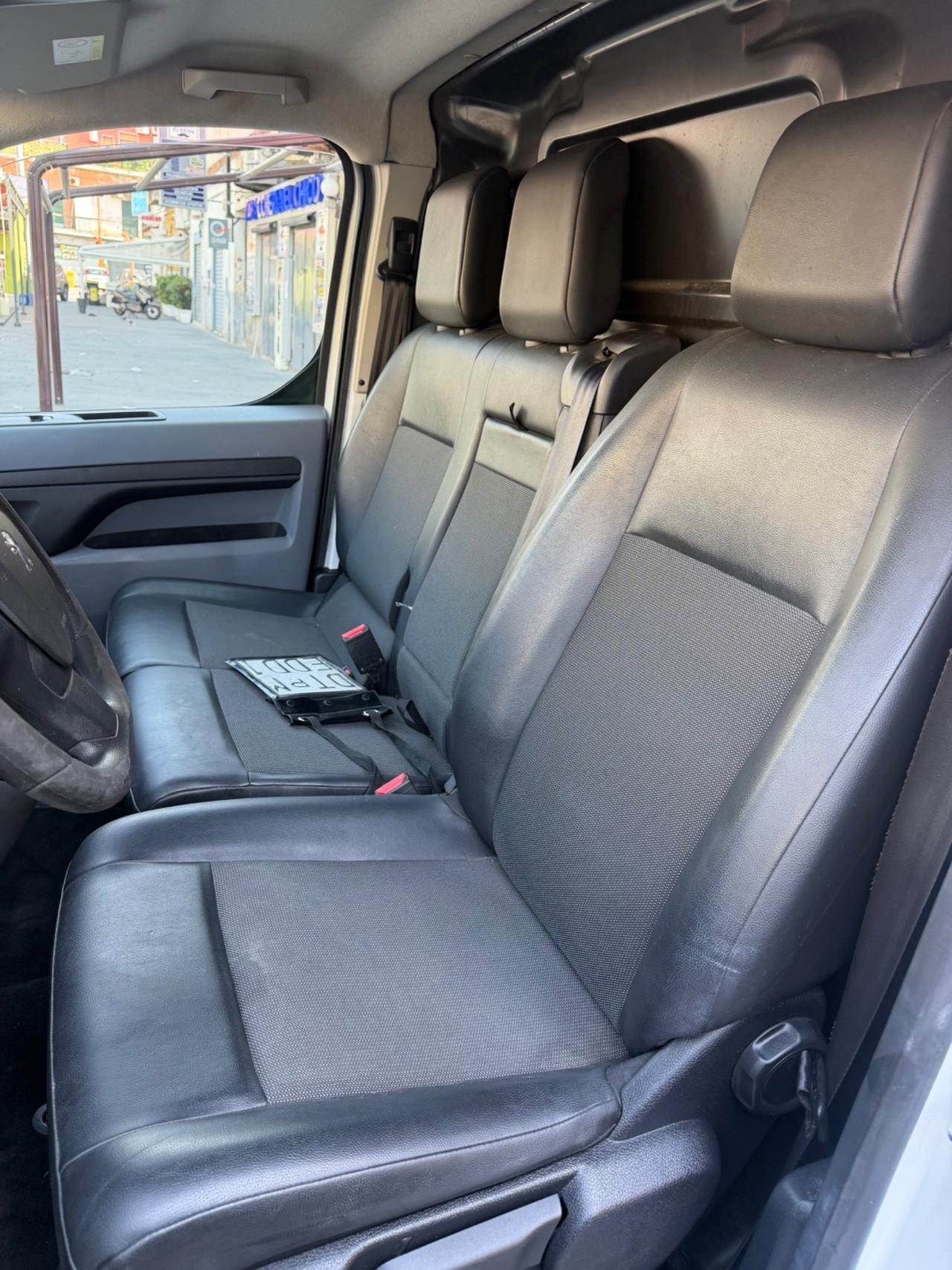 Peugeot expert 1.5 turbo diesel L1H1 2020
