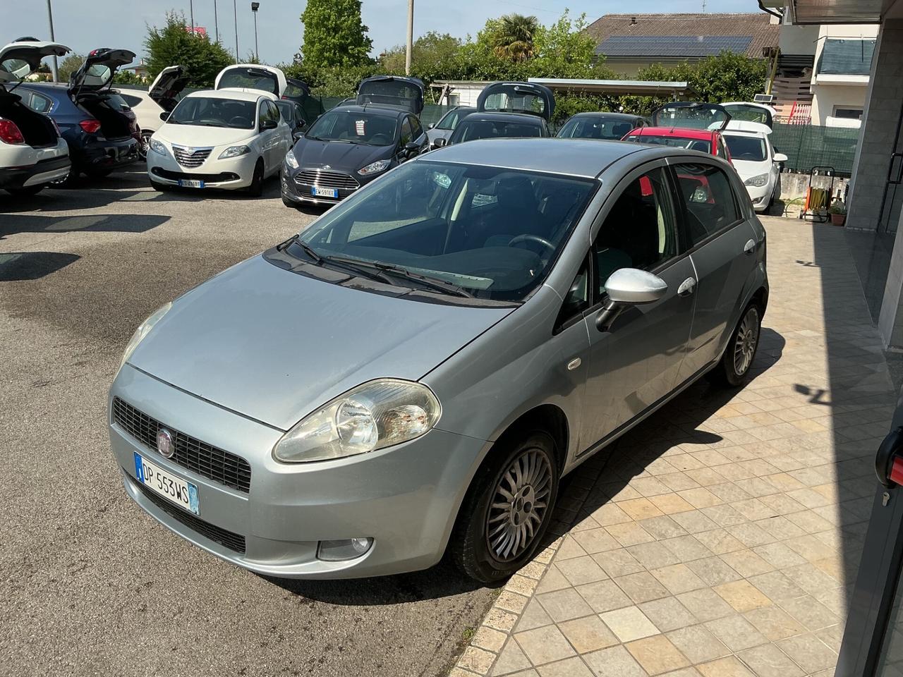 Fiat Grande Punto 1.2 Benzina Neopatentati