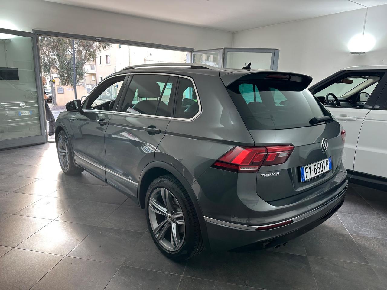 Volkswagen Tiguan 2.0 TDI 150 CV SCR DSG R-Line