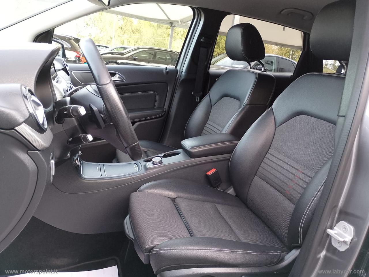 MERCEDES-BENZ B 200 CDI Automatic Premium