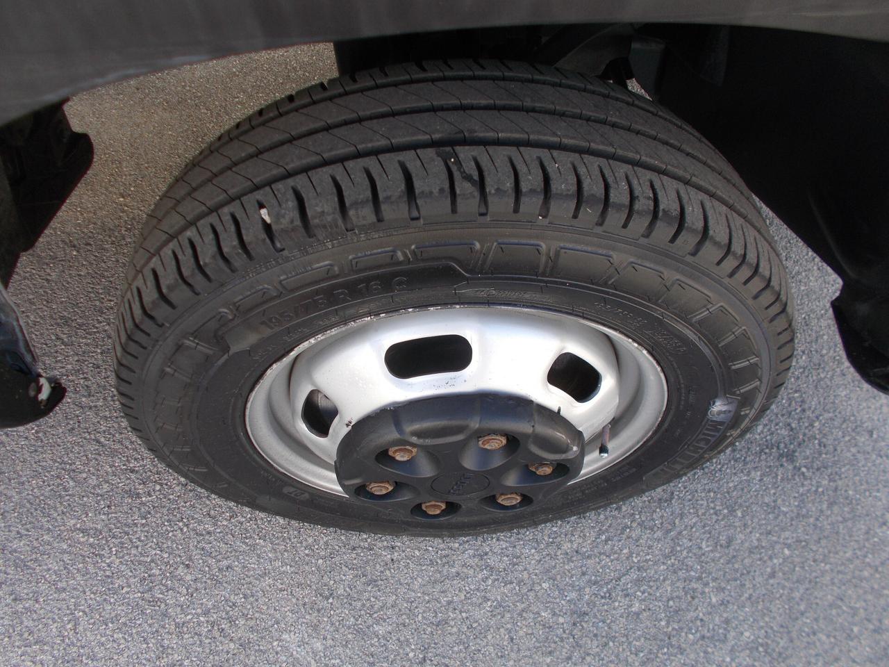 Iveco daily 35c14 anno 2021 furgone e.6