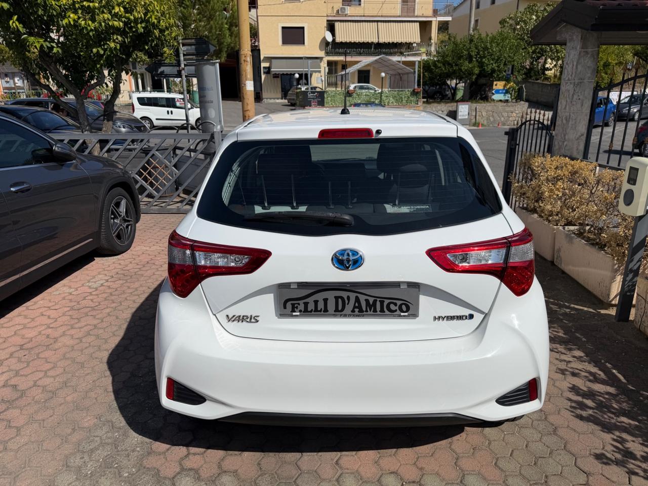 Toyota Yaris 1.5 Hybrid 5 porte Active