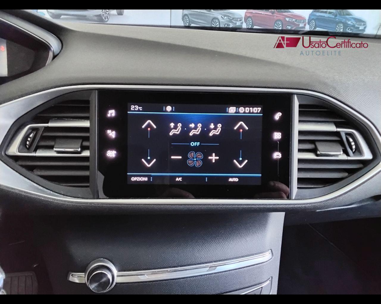 PEUGEOT 308 BlueHDi 130 S&S EAT8 SW Active Business