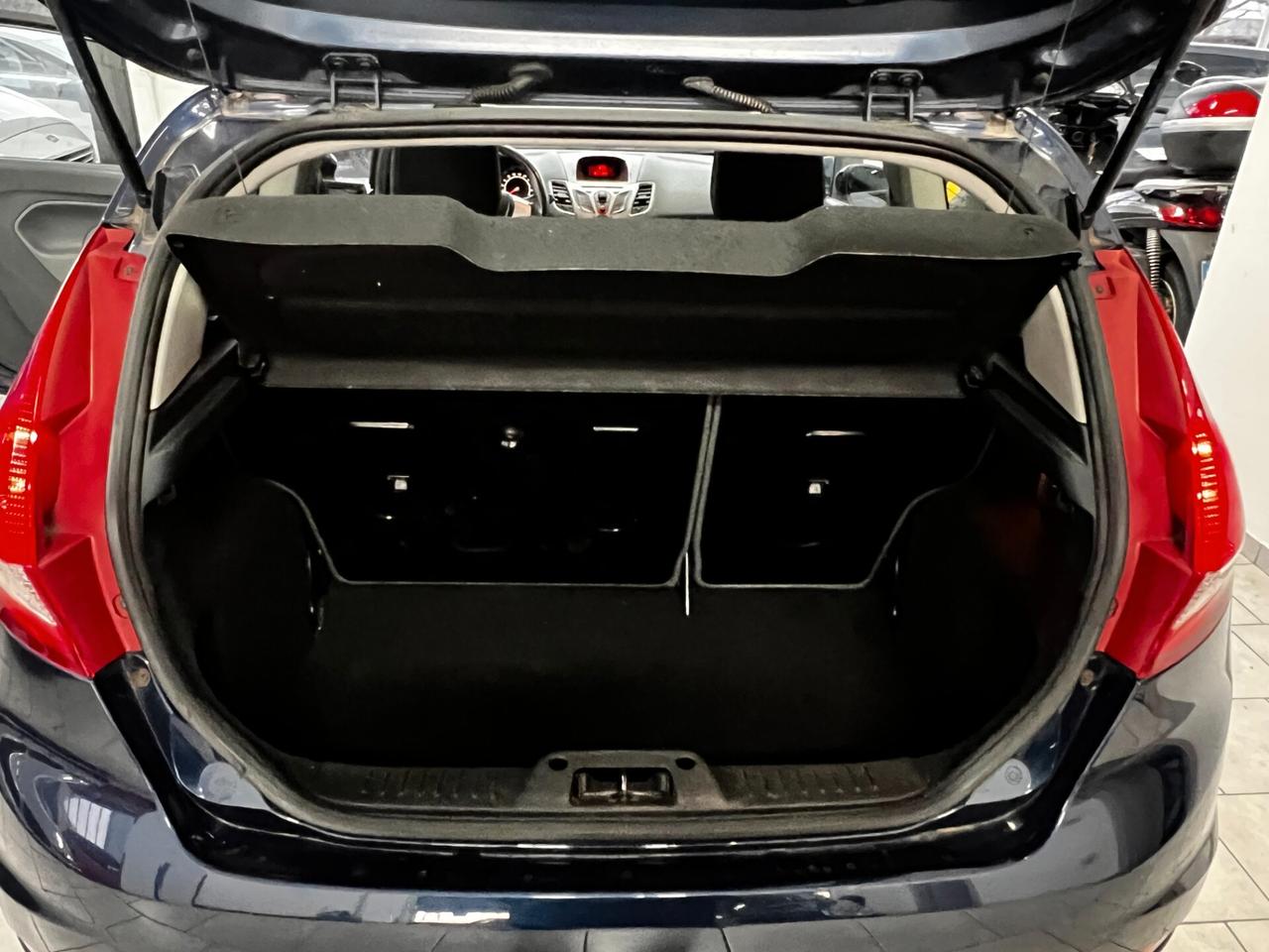 Ford Fiesta Ikon 1.4 TDCi 70CV 3 porte