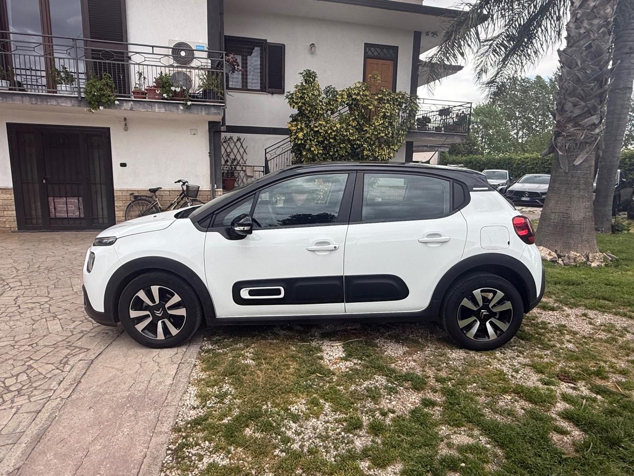 Citroen C3 PureTech 110 S&S EAT6 Shine