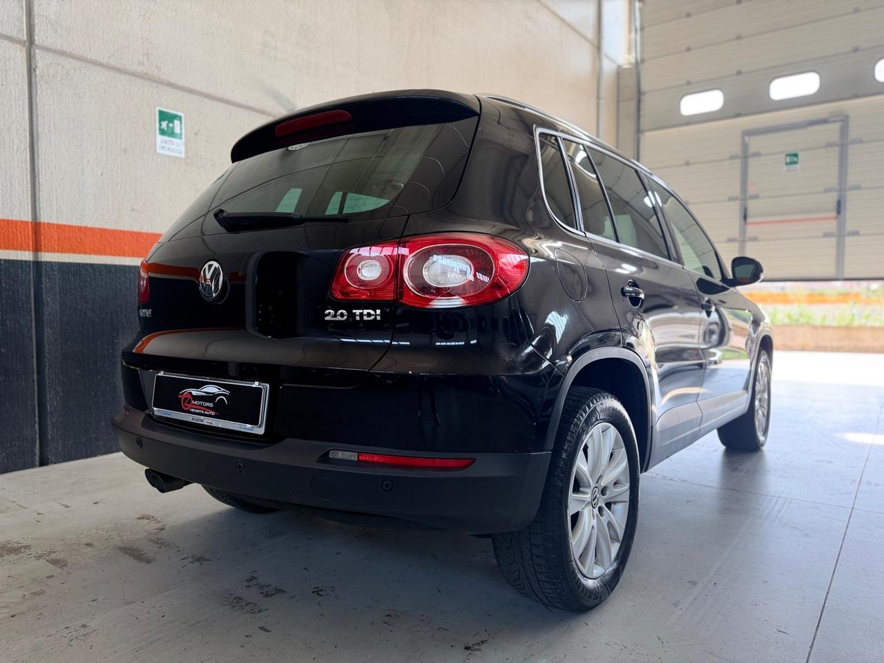 Volkswagen Tiguan 2.0 16V TDI DPF tiptronic Sport & Style (18°)