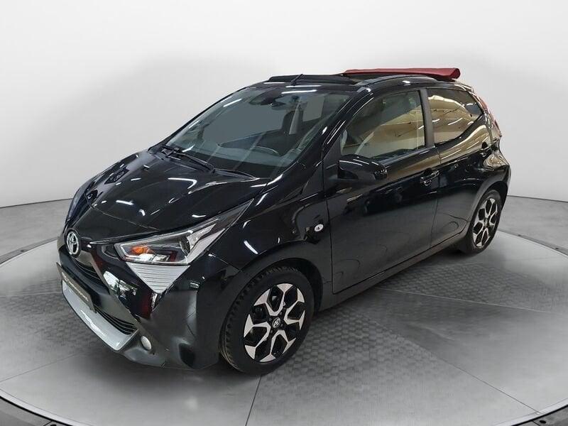 Toyota Aygo Connect 1.0 VVT-i 72 CV 5 porte x-wave