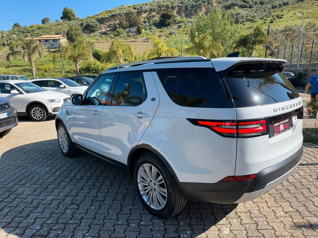 Land Rover Discovery 2.0 SD4 240 CV HSE Luxury -TETTO PANORAMICO-7POSTI