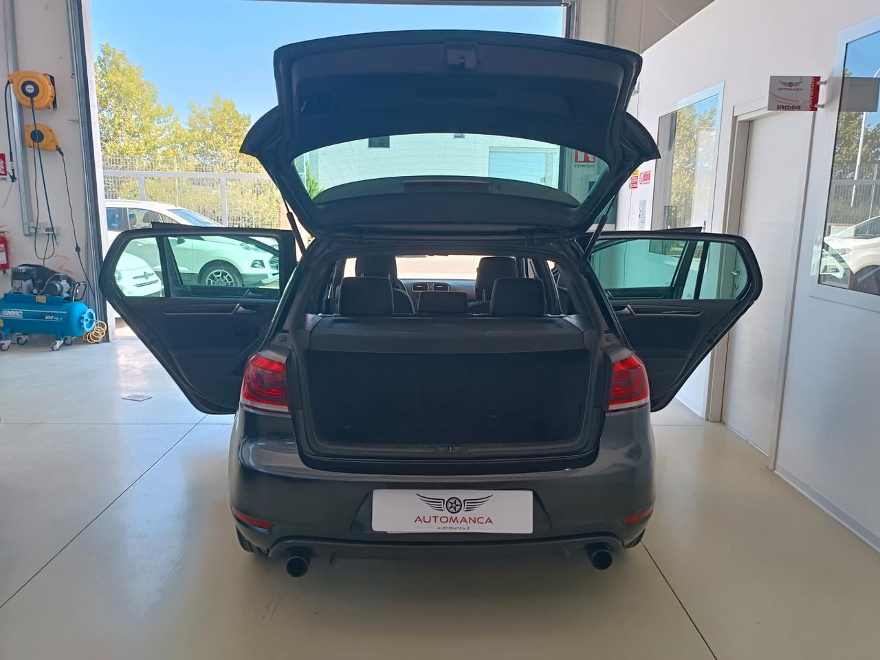 Volkswagen Golf GTI 2.0 TSI 5p.