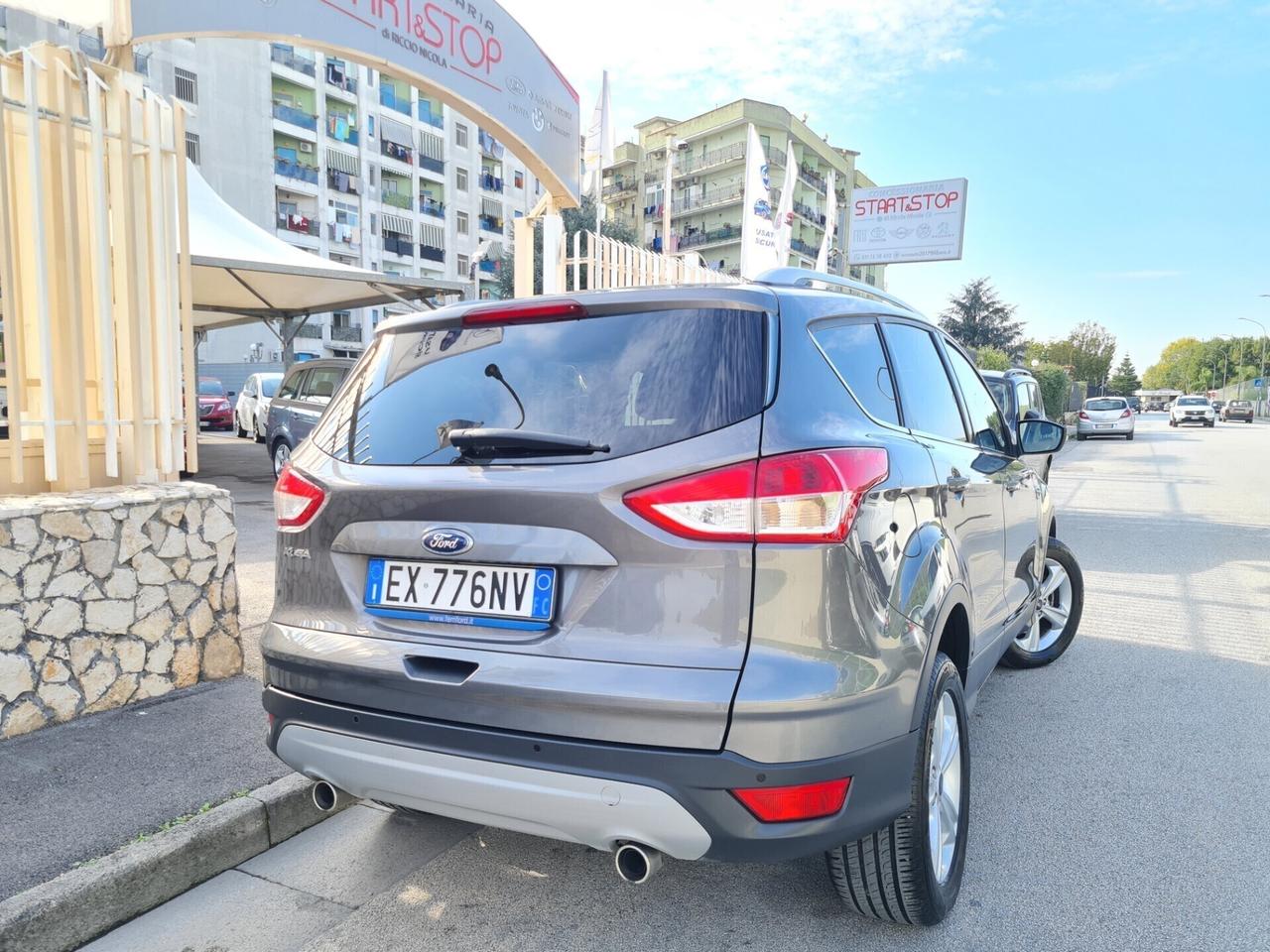 Ford Kuga 2.0 TDCI 140 CV 2WD Titanium