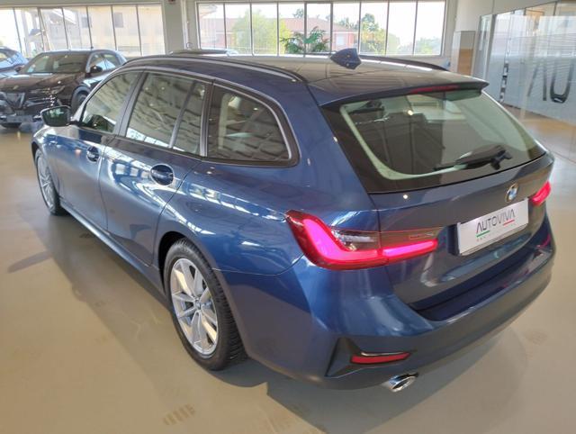 BMW 320 d 48V xDrive Touring Business Advantage
