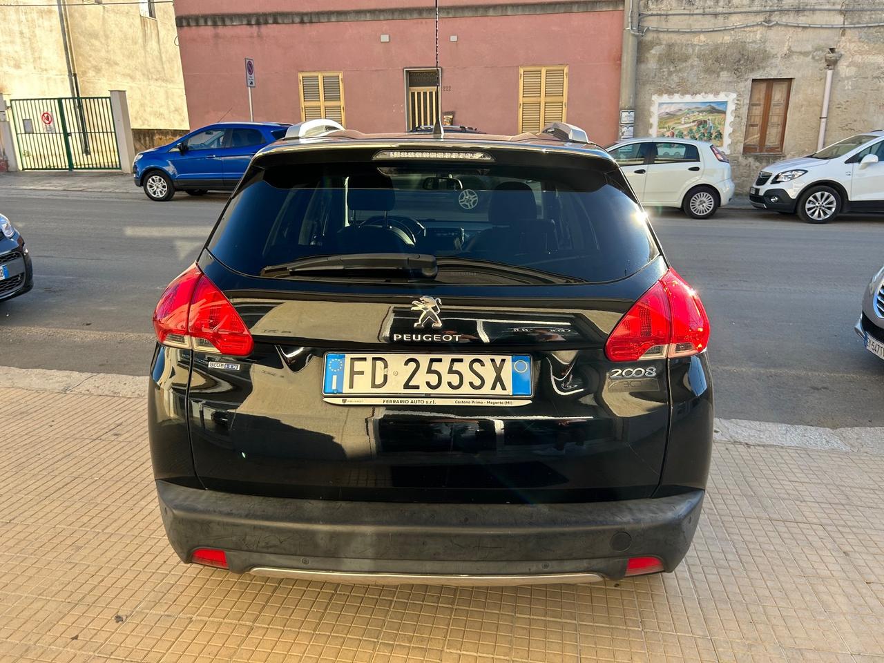 Peugeot 2008 BlueHDi 100 S&S Black Matt