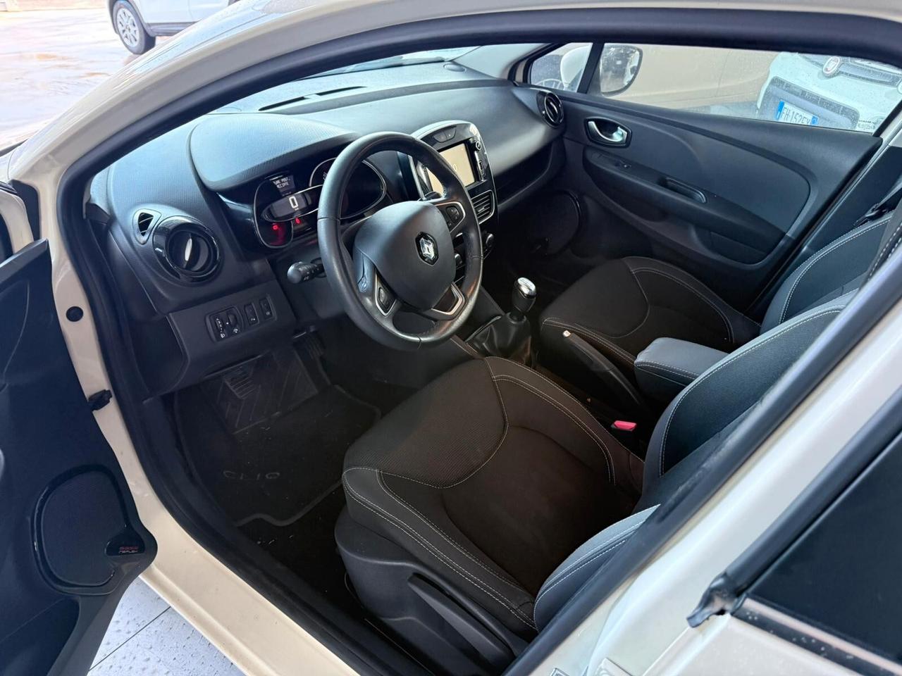 Renault Clio dCi 8V 75CV Start&Stop 5 porte N1