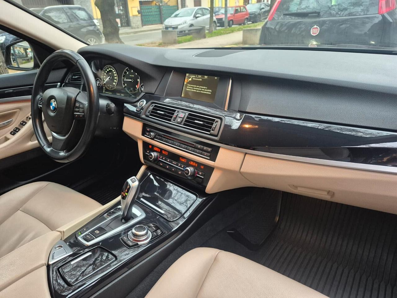 Bmw 520 520d xDrive Luxury