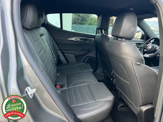 ALFA ROMEO Tonale 1.3 280 CV Plug-in Hybrid AT6 Q4 Veloce