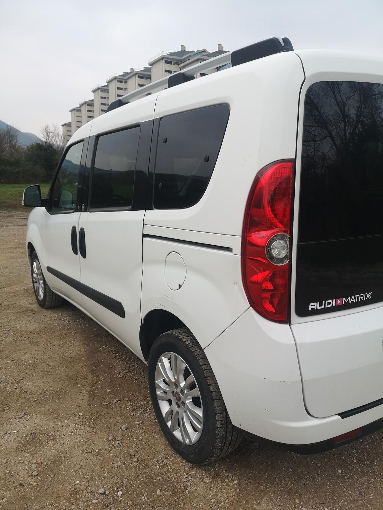 Fiat Doblo Doblò 1.4 16v 95CV - 7 POSTI
