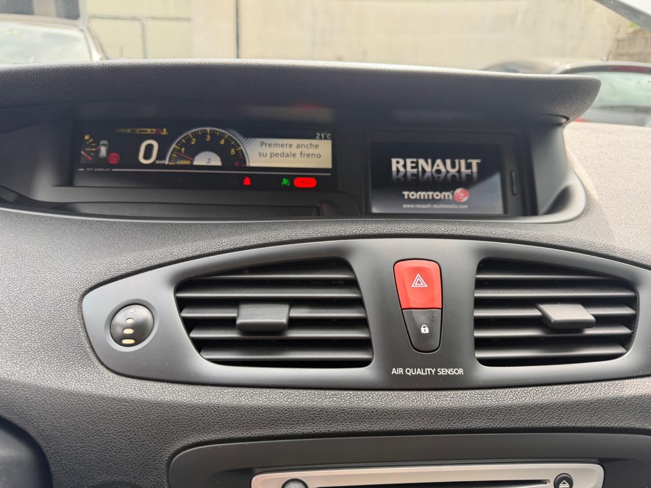 Renault Scenic Xmod 1.5 dCi 110CV