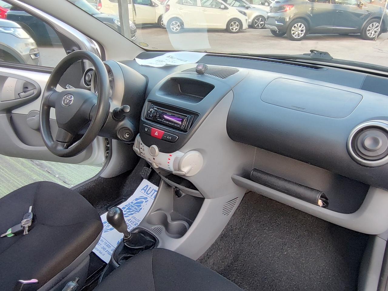 Toyota Aygo 1.0 BENZINA 5 porte