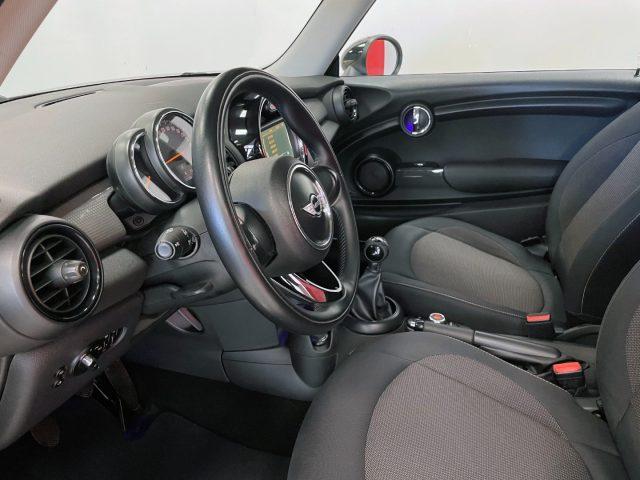 MINI Cooper D 1.5 COOPER D BUSINESS 3P