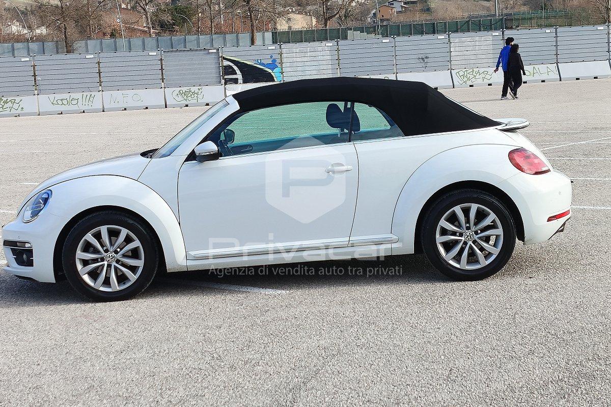 VOLKSWAGEN Maggiolino Cabrio 2.0 TDI Design BlueMotion Technology