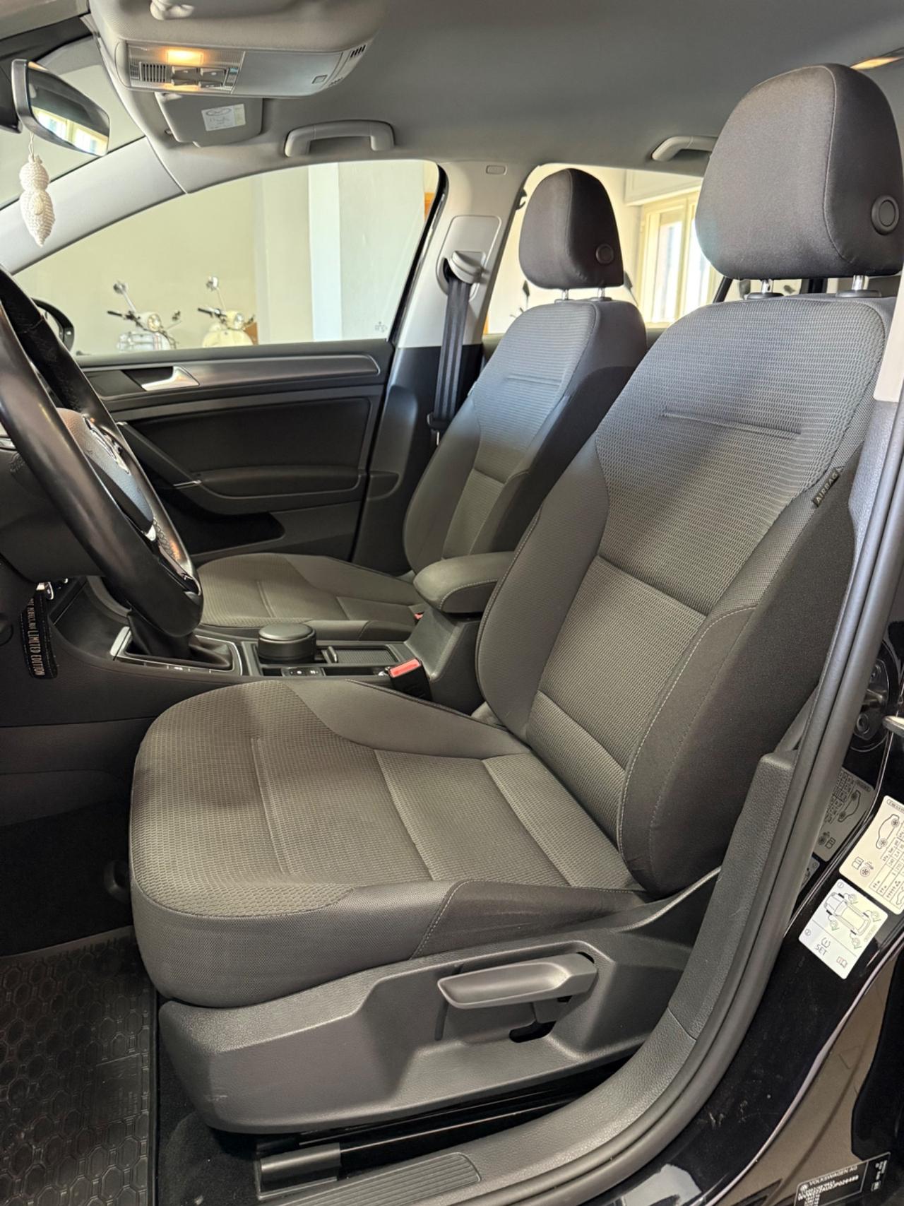 Volkswagen Golf 1.6 TDI 115 CV 5p. Highline BlueMotion Technology