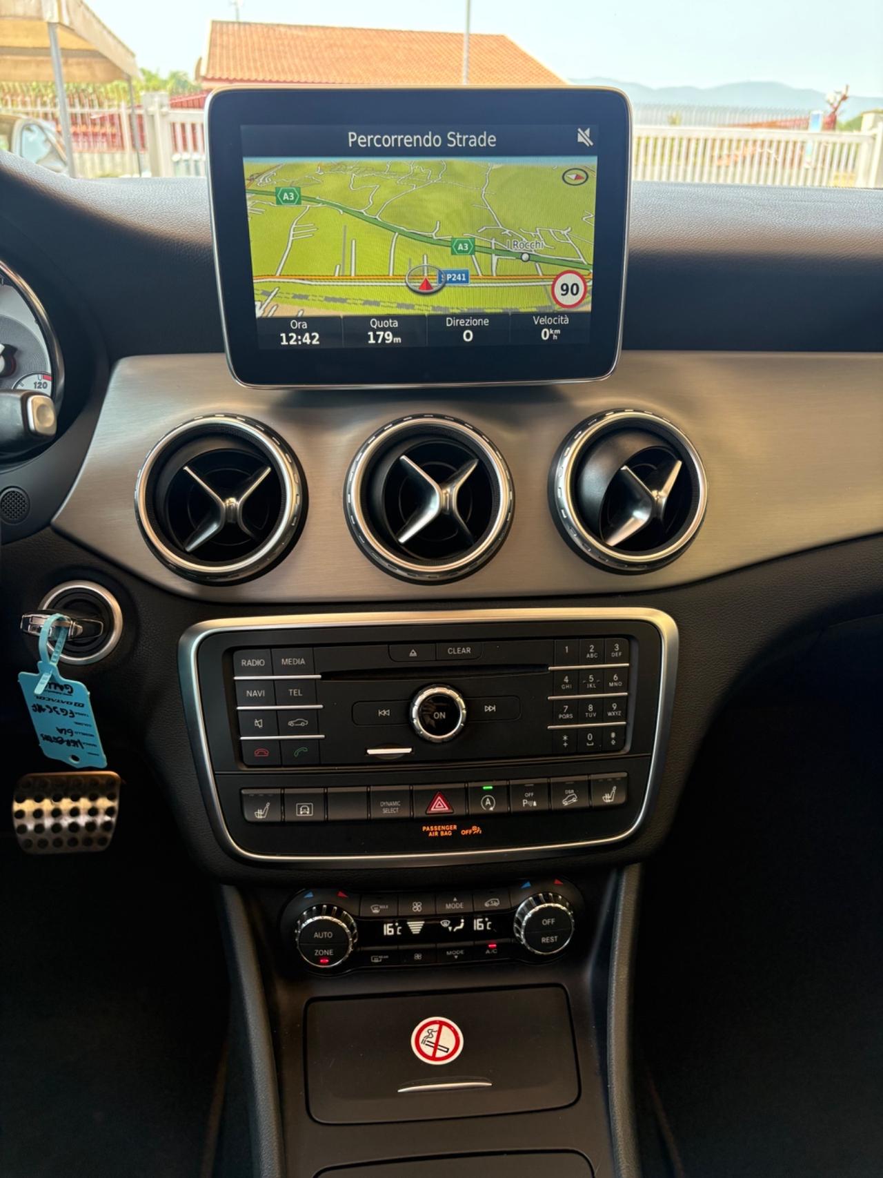 Mercedes-benz GLA 220 d Automatic 4Matic Premium
