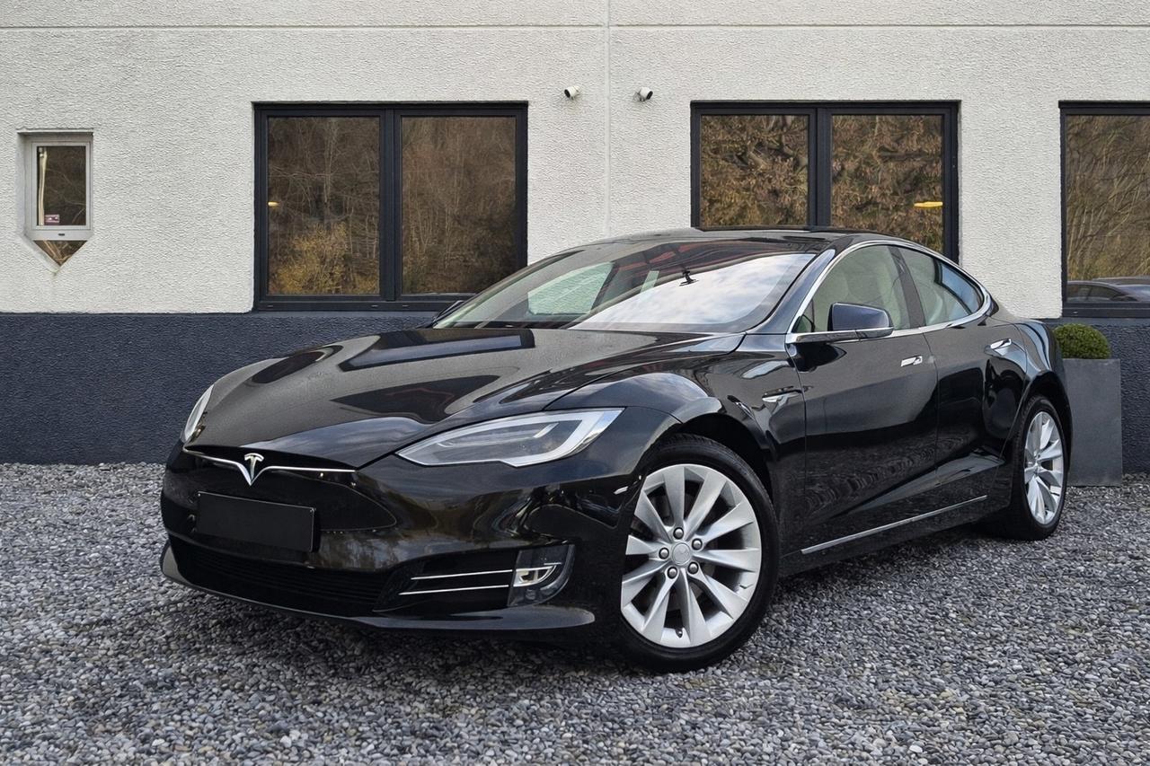Tesla Model S 75D
