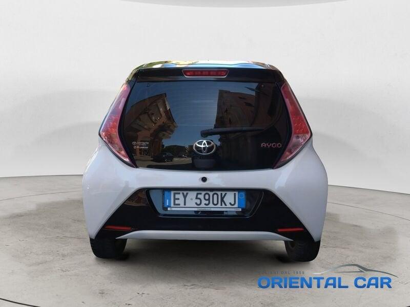 Toyota Aygo Aygo 5p 1.0 x-play AUTO BELLISSIMA CON SOLO 74.000 KM