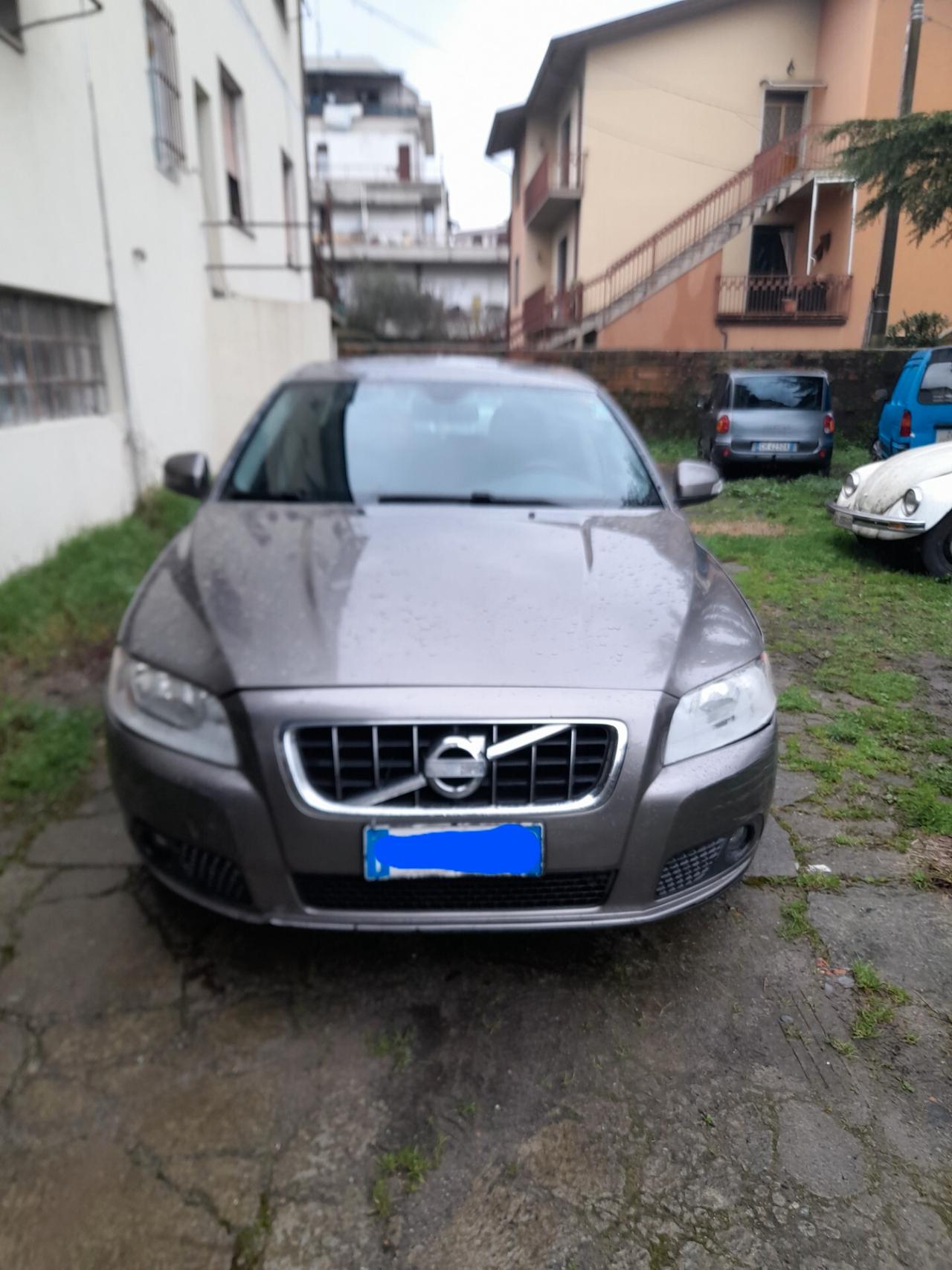 Volvo V70 D5 Momentum