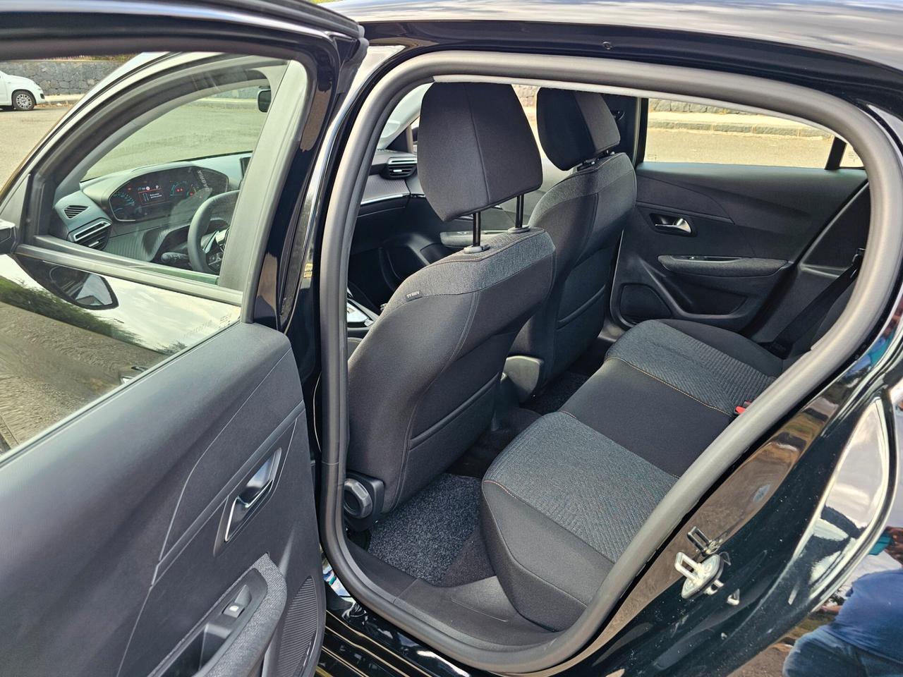 Peugeot 208 Hybrid 110 e-DCS6 Style