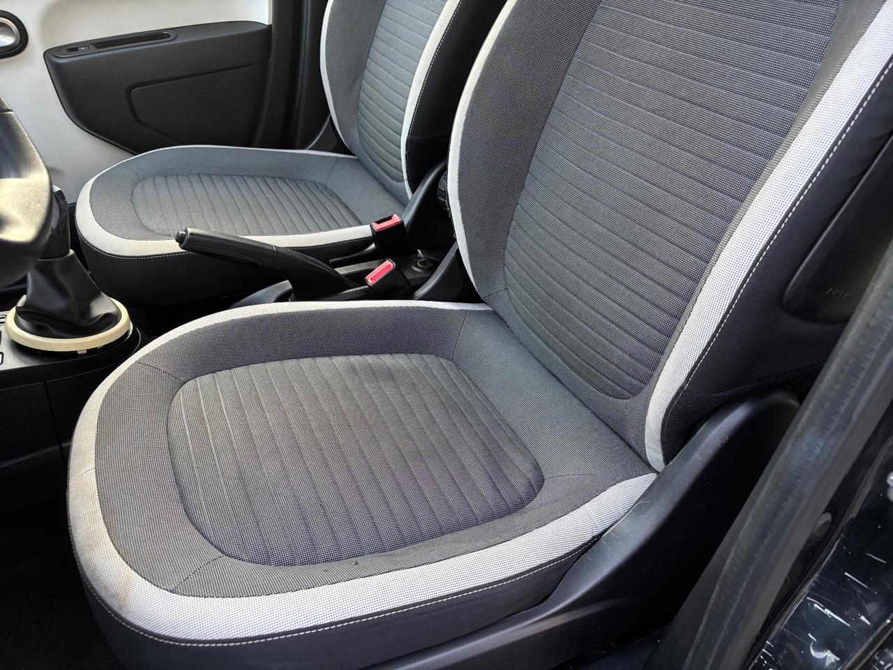 Renault Twingo 1.0 Live 5 porte OK NEOPATENTATI