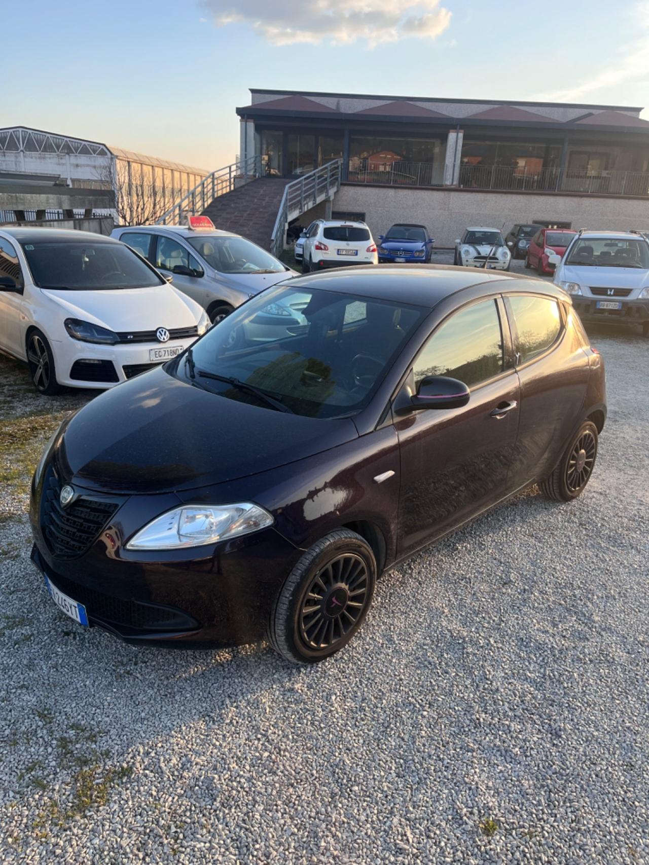 Lancia Ypsilon 1.3 Multijet 110000 km PARI AL NUOVO