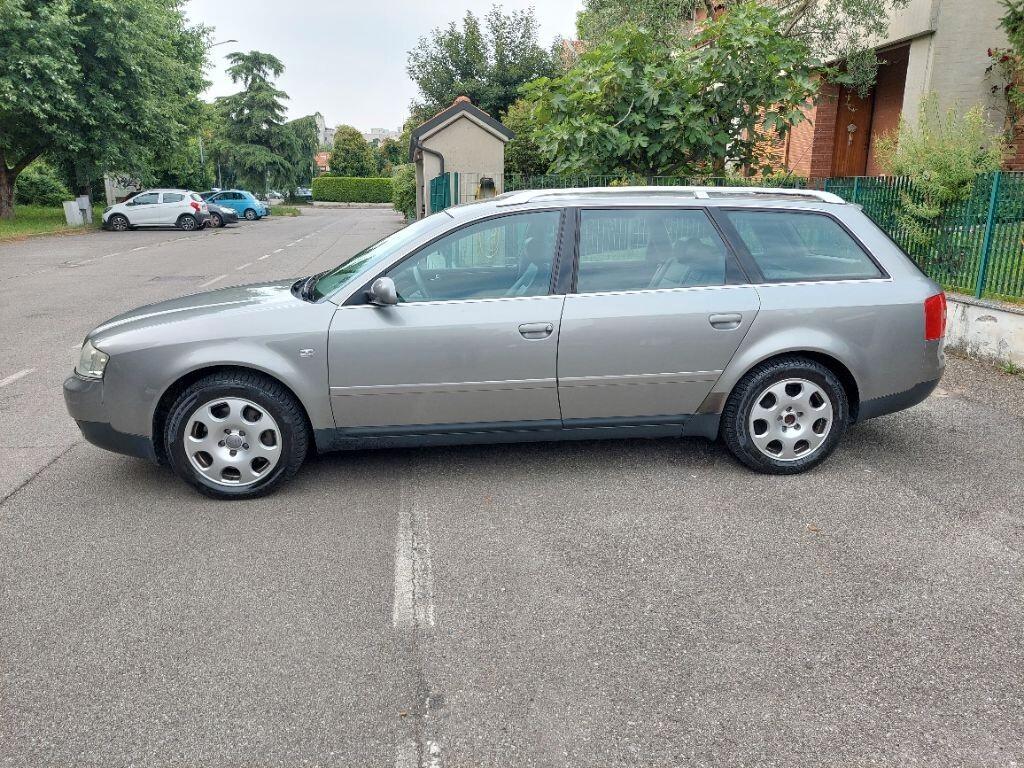 Audi A6 3.0 V6 cat Avant quattro full opt.euro4 ok areaB