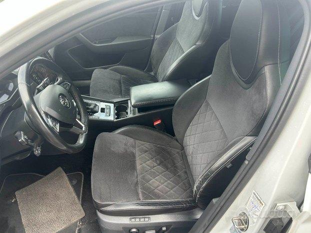 SKODA Superb 2.0 TDI 190 CV SCR DSG Wagon SportL
