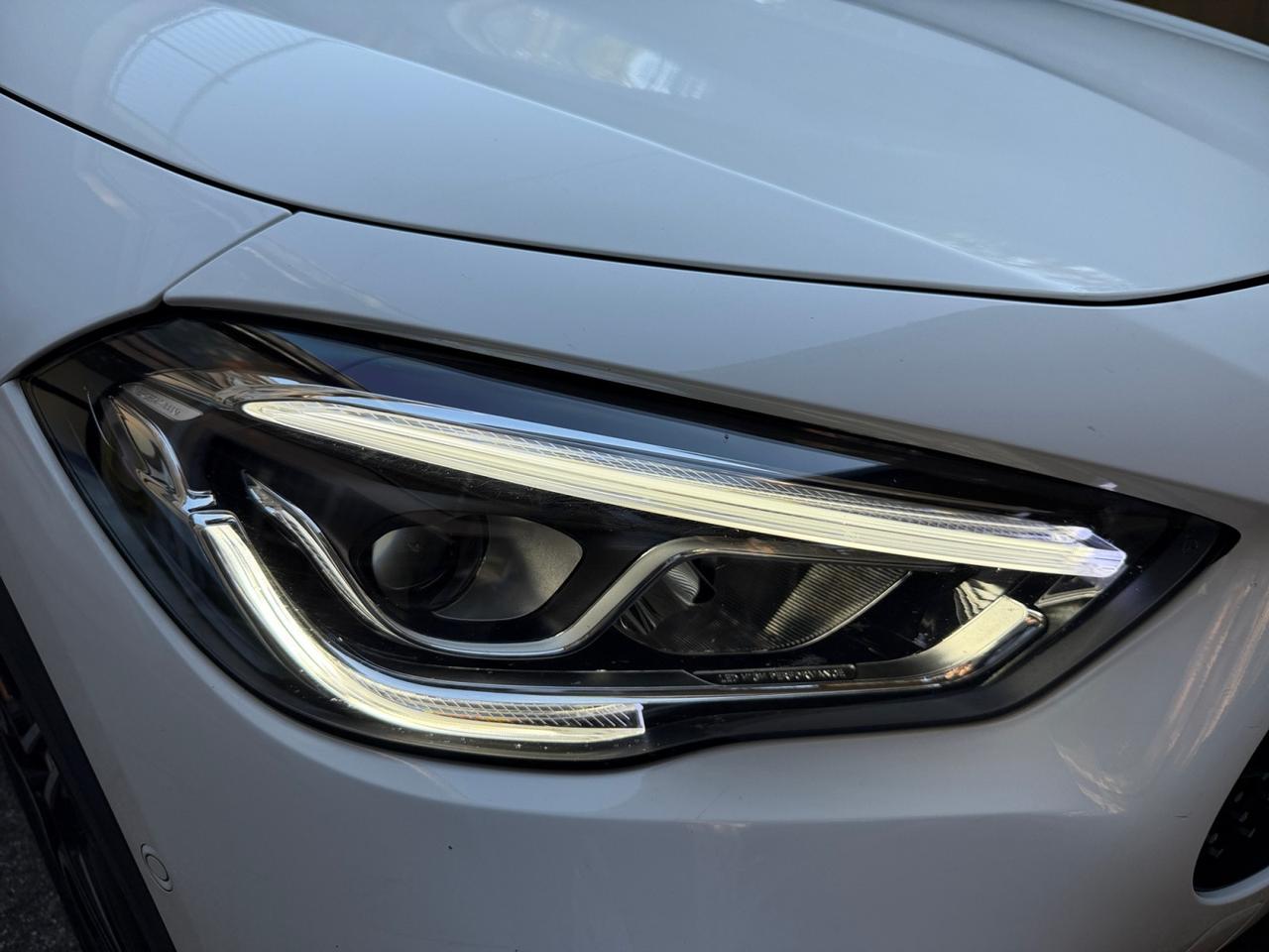 Mercedes GLA 200 d Premium 4matic autom. "TETTO PANORAMICO"