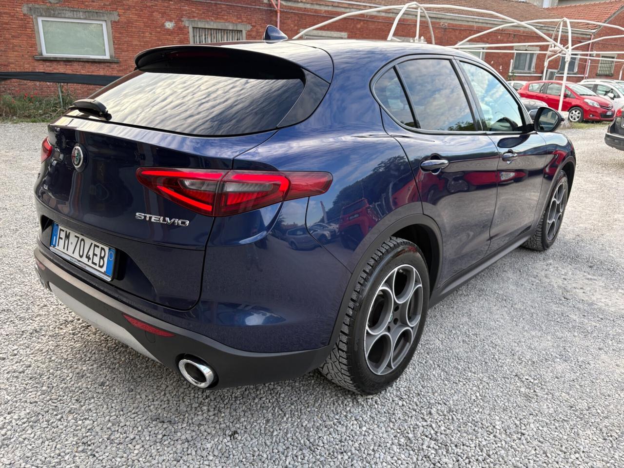 Alfa Romeo Stelvio Q4 2.2 T Diesel 210 CV -Perfetto