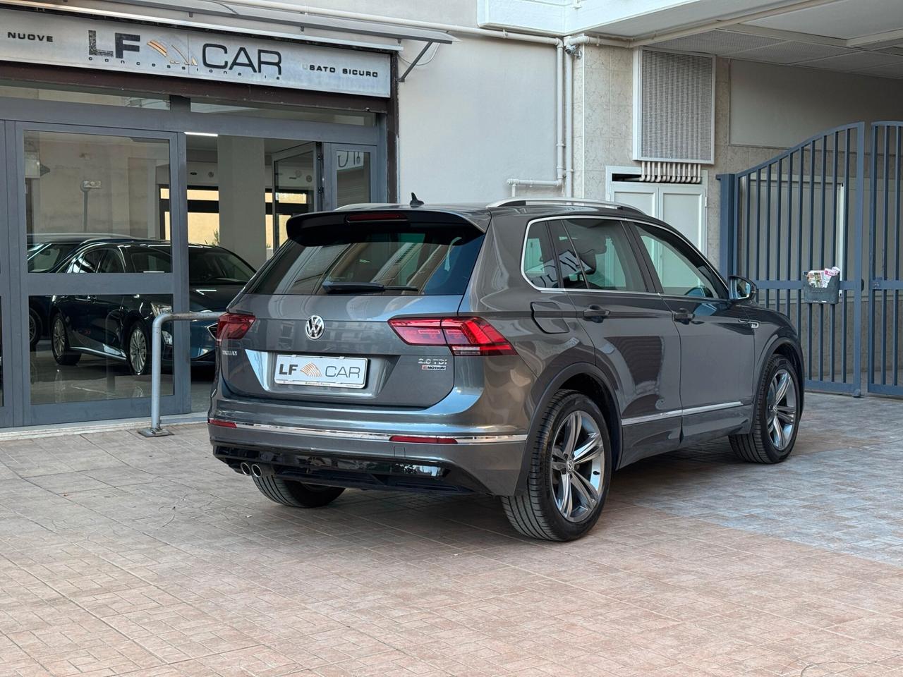 Volkswagen Tiguan 2.0 TDI SCR DSG 4MOTION Advanced BMT R-LINE 150 cv