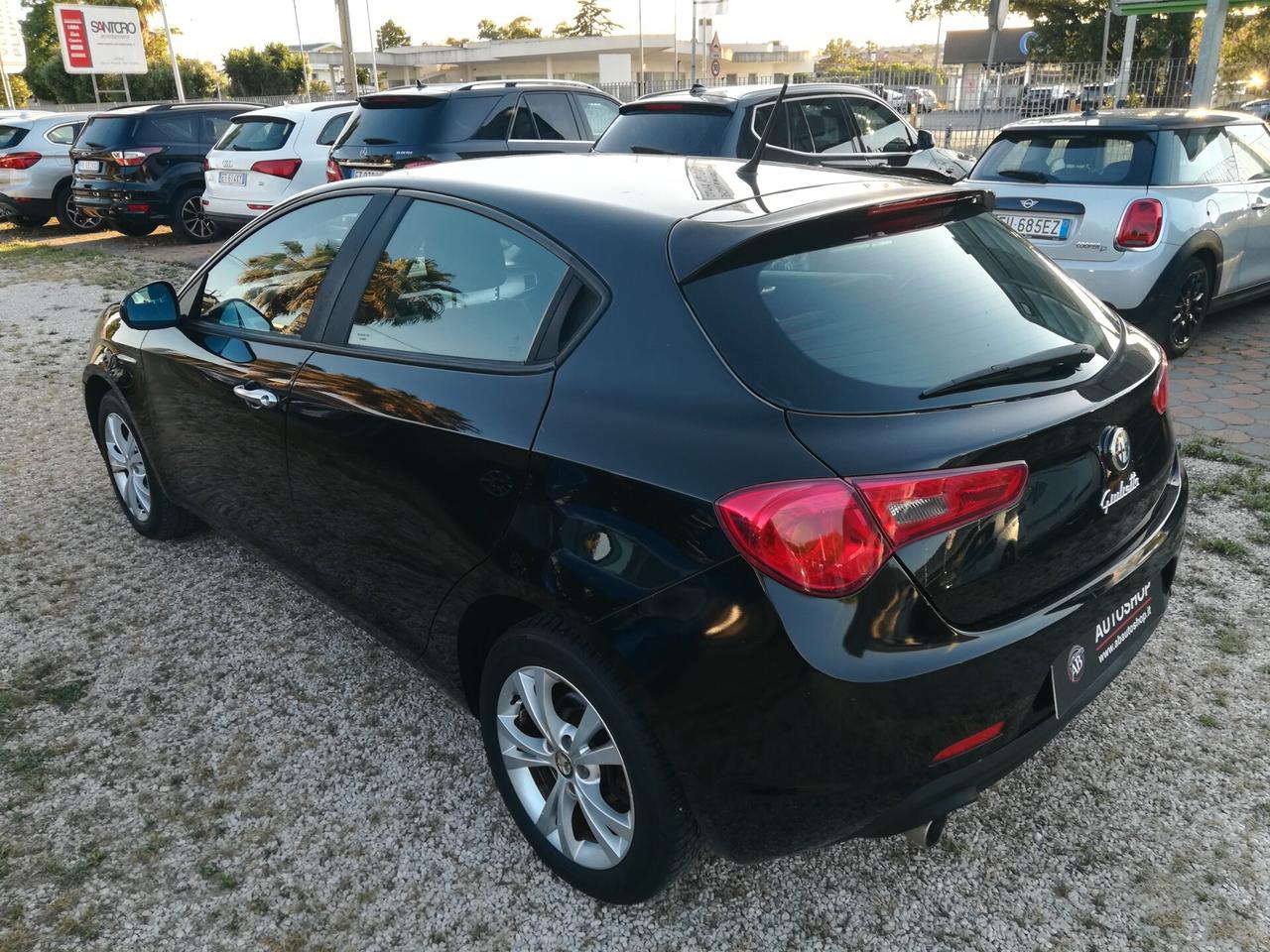 ALFA ROMEO - Giulietta - 1.6 JTD 105 CV - NEOPATENTATI - FINANZIABILE