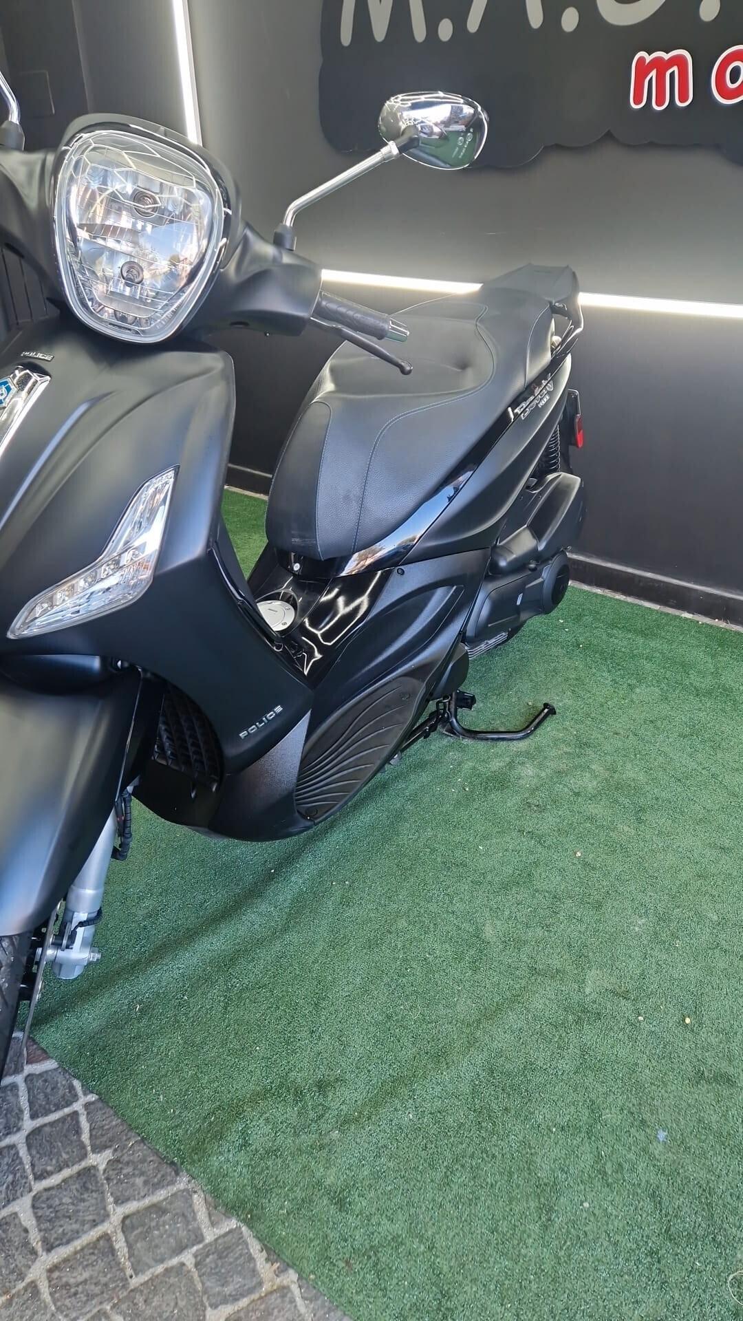 Piaggio Beverly 300