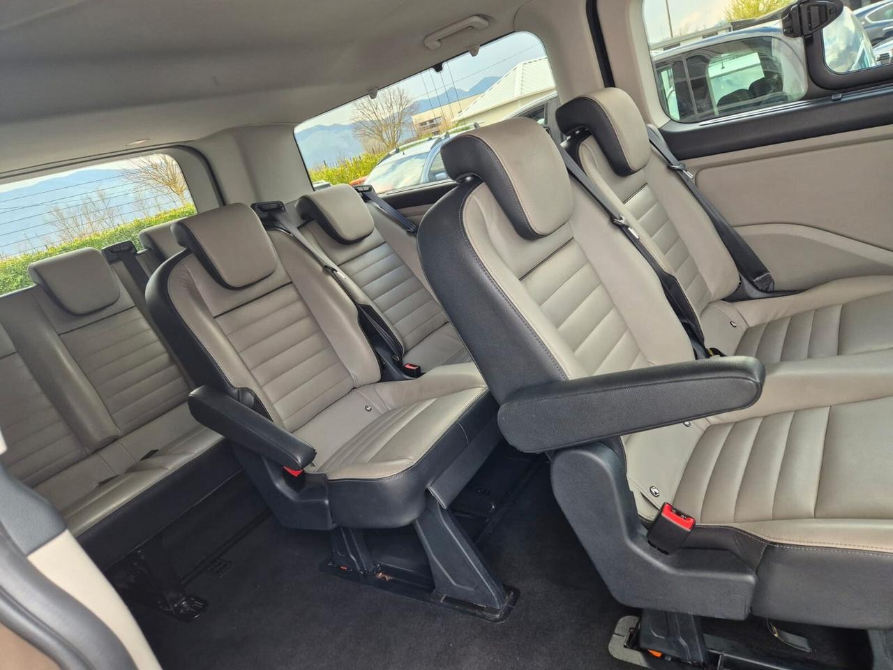 Ford Tourneo Custom 310 2.0 TDCi 170CV PC Titanium