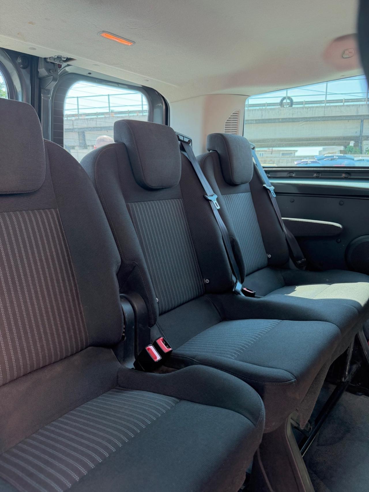 Ford Transit Custom 2.2 Diesel 9 Posti 125 Cv