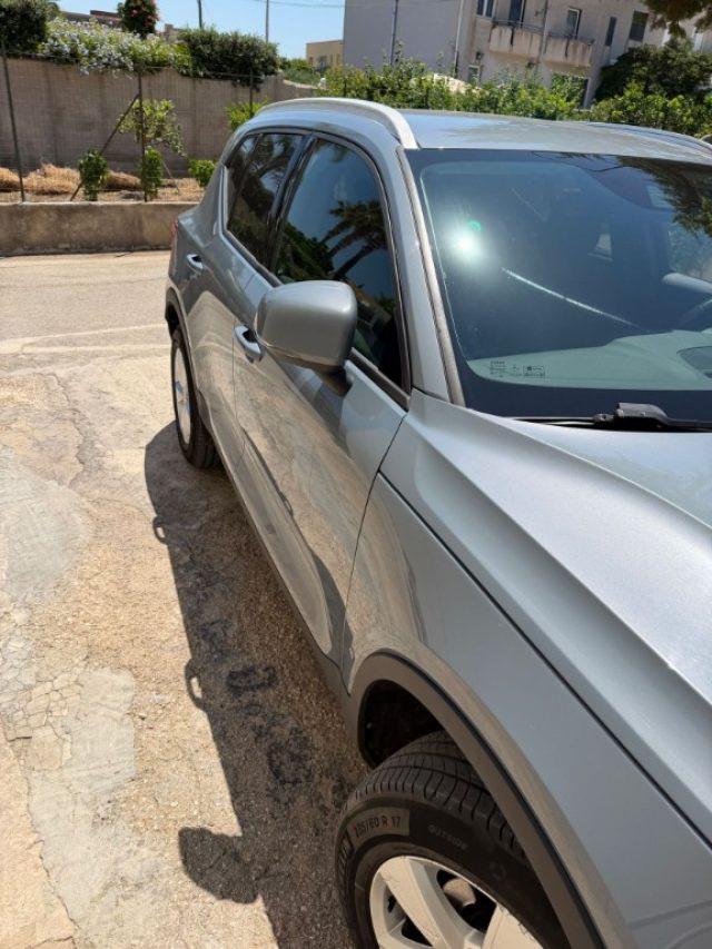 VOLVO XC40 D3 AWD Momentum