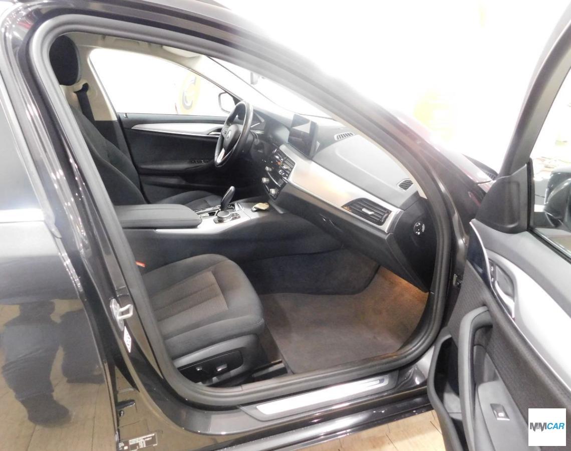 BMW - Serie 5 Touring - 520d 48V xDrive Business aut.