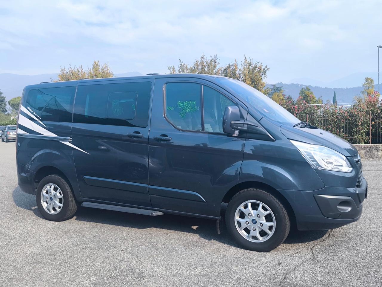 FORD CUSTOM 2,2 TDCI- 8 POSTI- TITANUIM