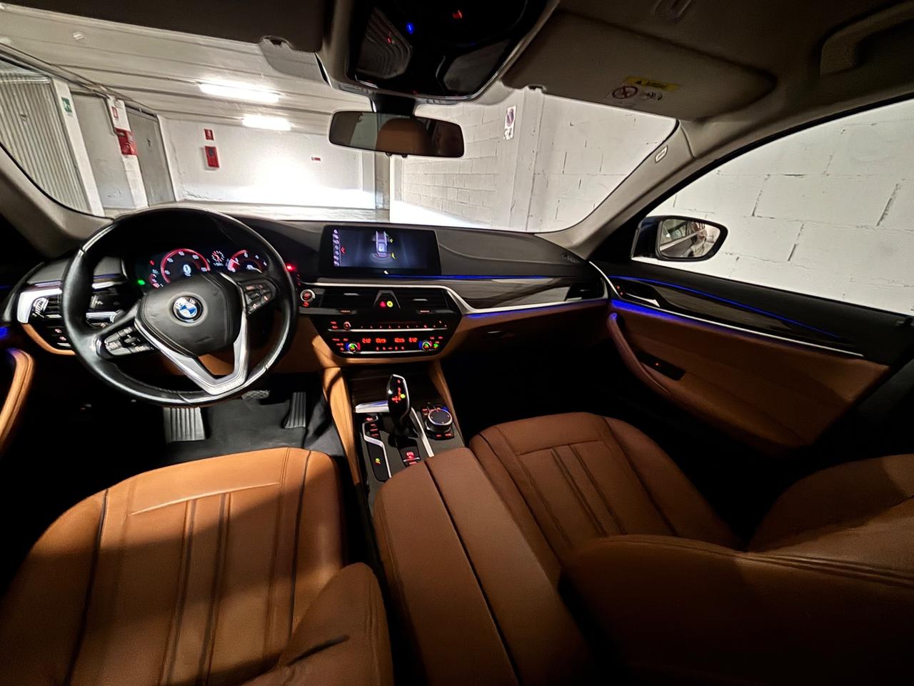 Bmw 520 520d xDrive Luxury