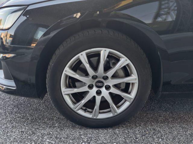 AUDI A4 Avant 40 TDI quattro S tronic Business Advanced