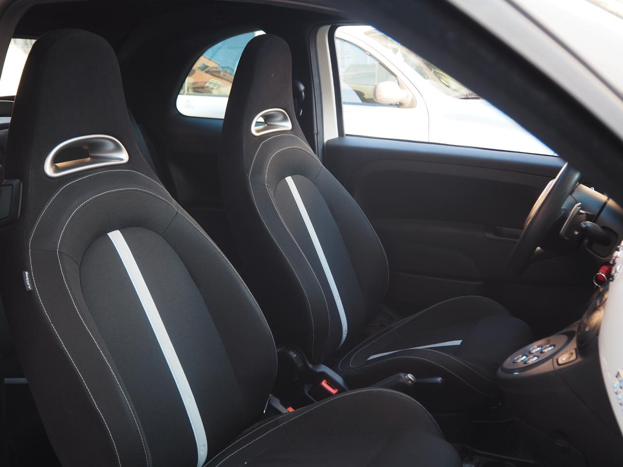 Abarth 500 C 1.4 Turbo T-Jet MTA