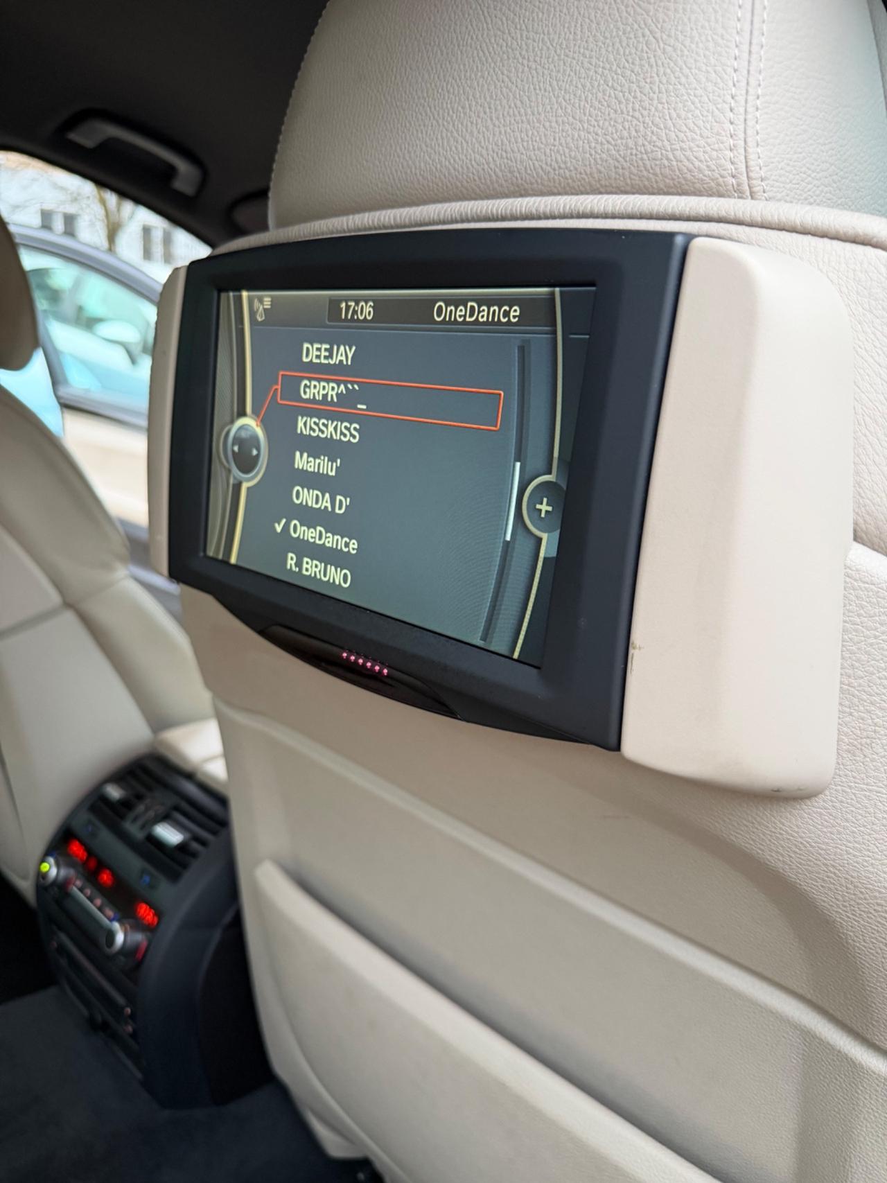 Bmw 550i MSPORT PELLE NAVI PRO KMCERT UNICOPR