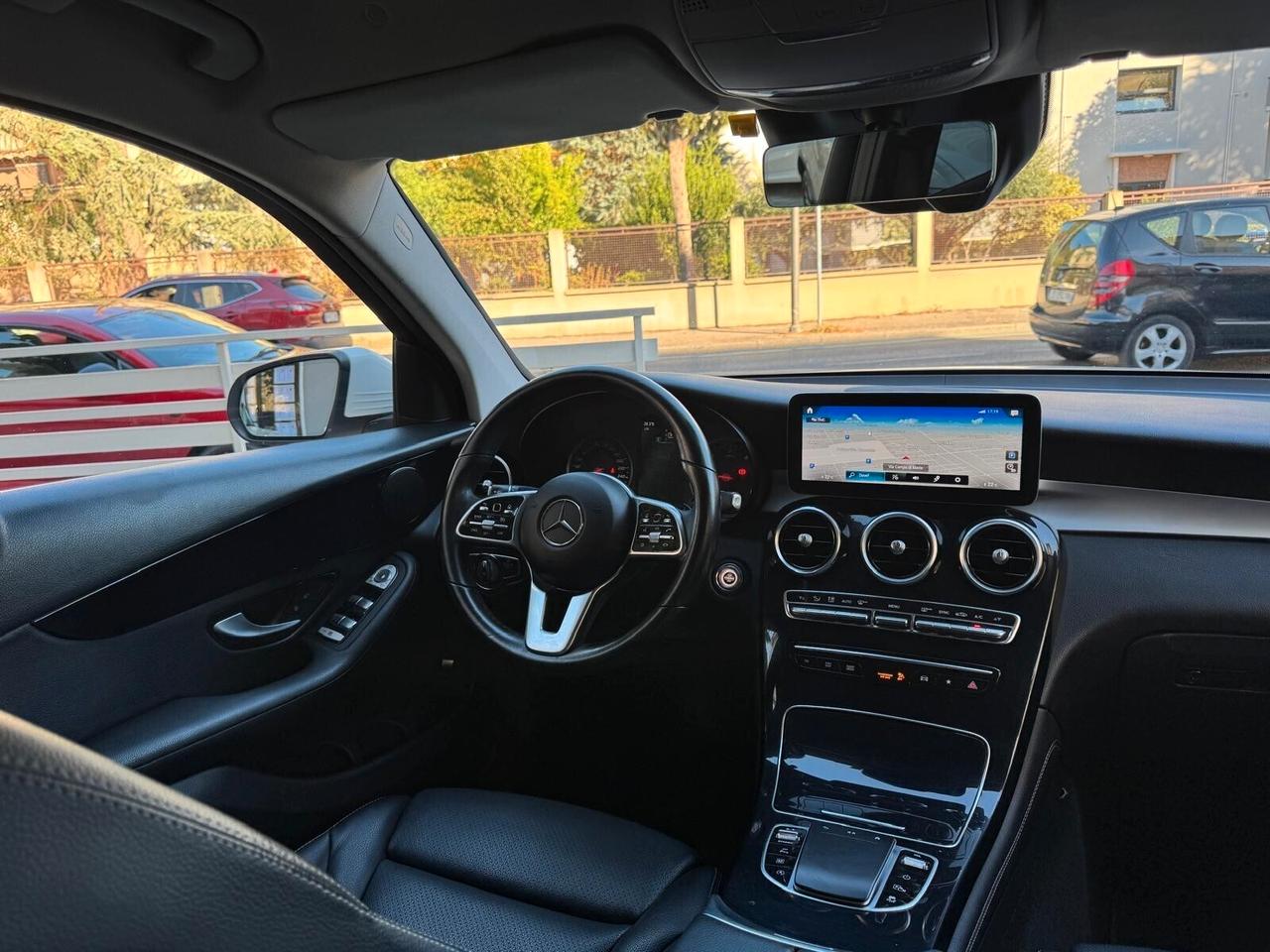 MERCEDES GLC 200 d 4MATIC SPORT