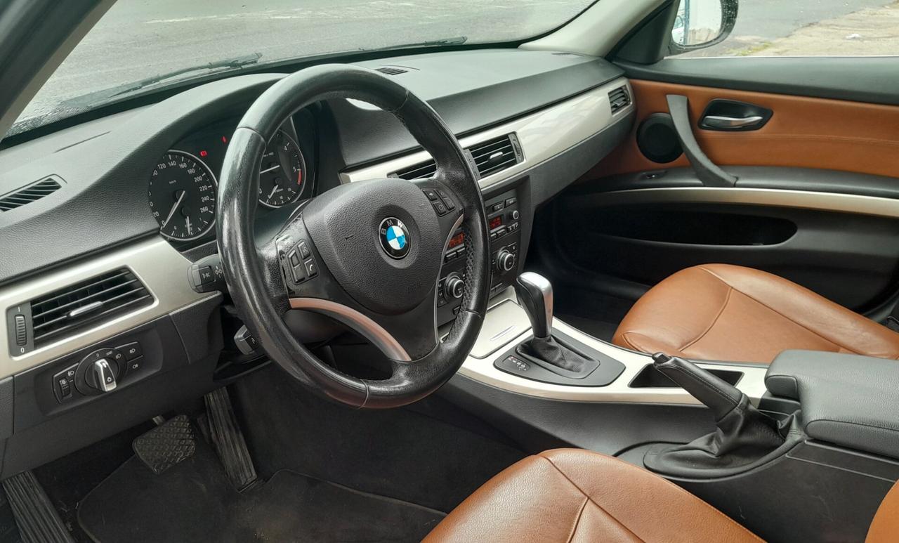 Bmw 320d x drive Touring Edition